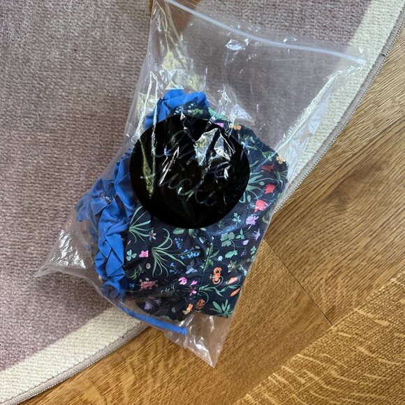 {NWT} LIME RICKI Forage Floral Ruffle Strap One Piece | M | navy botanical - Picture 3 of 10